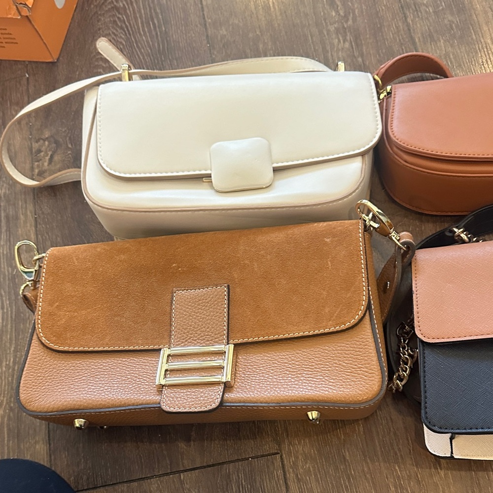 Elegant Cream and Tan Women's Bag